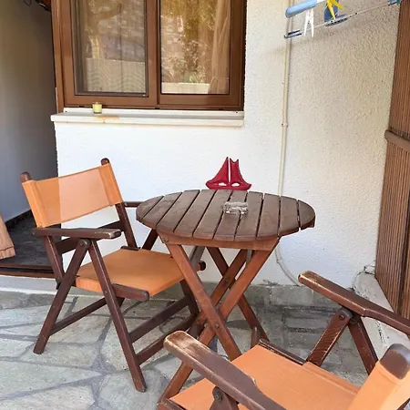Lenas View Apartment Nea Roda